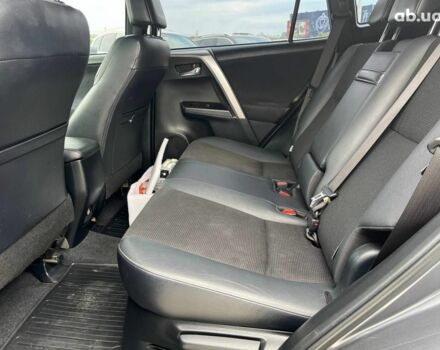 Тойота РАВ 4 2017 в Львове на Automoto.ua Серый Тойота РАВ 4, объемом двигателя 2.5 л и пробегом 143 тыс. км за 23990 $, фото 41 на Automoto.ua