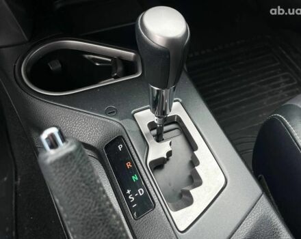 Тойота РАВ 4 2017 в Львове на Automoto.ua Серый Тойота РАВ 4, объемом двигателя 2.5 л и пробегом 143 тыс. км за 23990 $, фото 27 на Automoto.ua