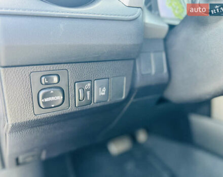 Сірий Тойота РАВ 4, об'ємом двигуна 2.49 л та пробігом 149 тис. км за 16300 $, фото 21 на Automoto.ua