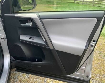 Тойота РАВ 4 2017 в Львове на Automoto.ua Серый Тойота РАВ 4, объемом двигателя 2.5 л и пробегом 60 тыс. км за 6900 $, фото 16 на Automoto.ua