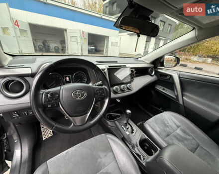 Серый Тойота РАВ 4, объемом двигателя 2.49 л и пробегом 96 тыс. км за 20700 $, фото 15 на Automoto.ua