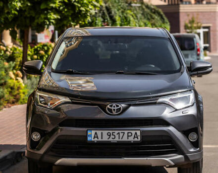 Сірий Тойота РАВ 4, об'ємом двигуна 2.23 л та пробігом 180 тис. км за 22490 $, фото 24 на Automoto.ua