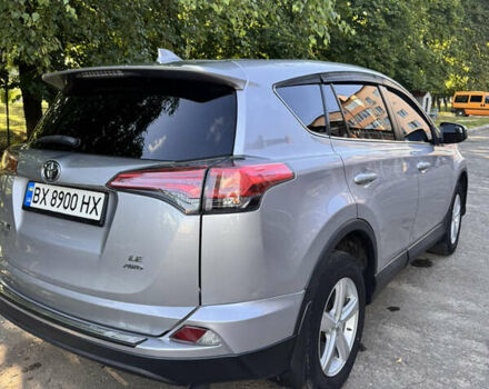 Тойота РАВ 4 2017 у Хмельницькому на Automoto.ua Сірий Тойота РАВ 4, об'ємом двигуна 2.49 л та пробігом 147 тис. км за 16800 $, фото 8 на Automoto.ua