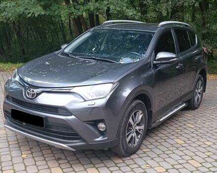 Сірий Тойота РАВ 4, об'ємом двигуна 2 л та пробігом 175 тис. км за 22500 $, фото 1 на Automoto.ua