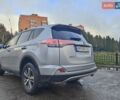 Сірий Тойота РАВ 4, об'ємом двигуна 2.23 л та пробігом 156 тис. км за 19650 $, фото 3 на Automoto.ua