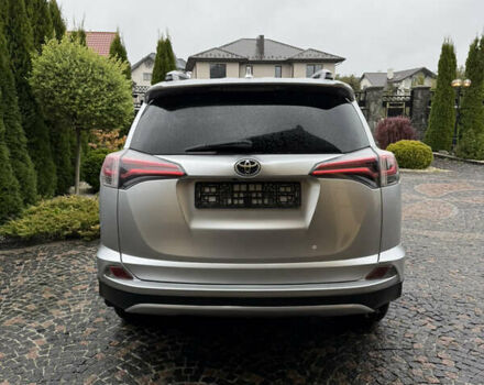 Серый Тойота РАВ 4, объемом двигателя 2.49 л и пробегом 14 тыс. км за 22000 $, фото 3 на Automoto.ua