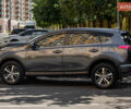 Тойота РАВ 4 2017 в Киеве на Automoto.ua Серый Тойота РАВ 4, объемом двигателя 2.23 л и пробегом 180 тыс. км за 23000 $, фото 2 на Automoto.ua