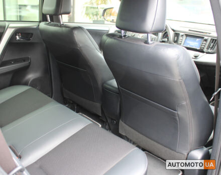 Сірий Тойота РАВ 4, об'ємом двигуна 2.5 л та пробігом 142 тис. км за 23300 $, фото 17 на Automoto.ua