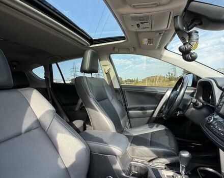 Тойота РАВ 4 2017 в Харькове на Automoto.ua Серый Тойота РАВ 4, объемом двигателя 2.49 л и пробегом 118 тыс. км за 22000 $, фото 2 на Automoto.ua