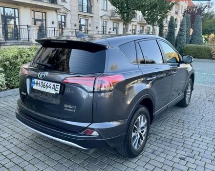 Тойота РАВ 4 2017 в Одессе на Automoto.ua Серый Тойота РАВ 4, объемом двигателя 2.49 л и пробегом 176 тыс. км за 21800 $, фото 15 на Automoto.ua