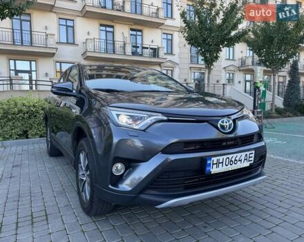 Тойота РАВ 4 2017 в Одессе на Automoto.ua Серый Тойота РАВ 4, объемом двигателя 2.49 л и пробегом 176 тыс. км за 21800 $, фото 18 на Automoto.ua