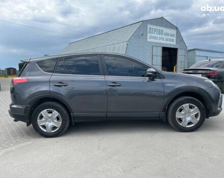 Тойота РАВ 4 2017 в Львове на Automoto.ua Серый Тойота РАВ 4, объемом двигателя 2.5 л и пробегом 143 тыс. км за 23990 $, фото 6 на Automoto.ua