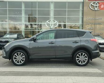 Серый Тойота РАВ 4, объемом двигателя 2.49 л и пробегом 155 тыс. км за 22748 $, фото 2 на Automoto.ua