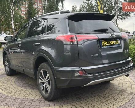 Серый Тойота РАВ 4, объемом двигателя 2.2 л и пробегом 91 тыс. км за 23700 $, фото 4 на Automoto.ua
