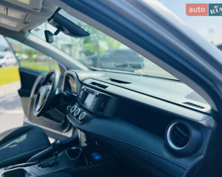 Сірий Тойота РАВ 4, об'ємом двигуна 2.49 л та пробігом 149 тис. км за 16300 $, фото 32 на Automoto.ua