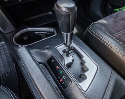 Тойота РАВ 4 2017 в Киеве на Automoto.ua Серый Тойота РАВ 4, объемом двигателя 2.23 л и пробегом 180 тыс. км за 23000 $, фото 10 на Automoto.ua