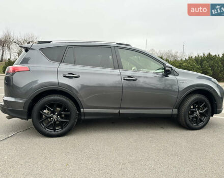 Серый Тойота РАВ 4, объемом двигателя 2.49 л и пробегом 109 тыс. км за 25500 $, фото 2 на Automoto.ua