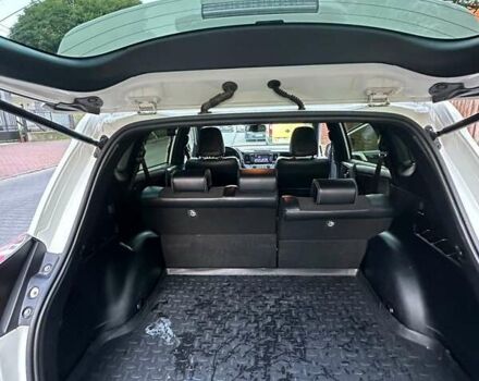 Тойота РАВ 4 2017 в Киеве на Automoto.ua Серый Тойота РАВ 4, объемом двигателя 2.23 л и пробегом 180 тыс. км за 22500 $, фото 10 на Automoto.ua