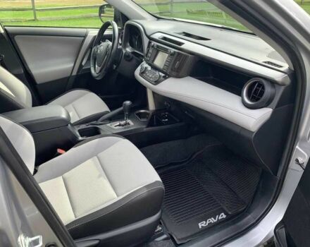 Тойота РАВ 4 2017 в Львове на Automoto.ua Серый Тойота РАВ 4, объемом двигателя 2.5 л и пробегом 60 тыс. км за 6900 $, фото 15 на Automoto.ua