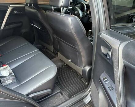 Тойота РАВ 4 2017 у Києві на Automoto.ua Сірий Тойота РАВ 4, об'ємом двигуна 1.99 л та пробігом 223 тис. км за 19500 $, фото 3 на Automoto.ua