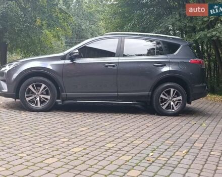 Серый Тойота РАВ 4, объемом двигателя 2.23 л и пробегом 233 тыс. км за 22500 $, фото 5 на Automoto.ua