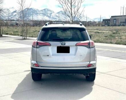 Тойота РАВ 4 2017 в Львове на Automoto.ua Серый Тойота РАВ 4, объемом двигателя 2.5 л и пробегом 87 тыс. км за 4900 $, фото 3 на Automoto.ua