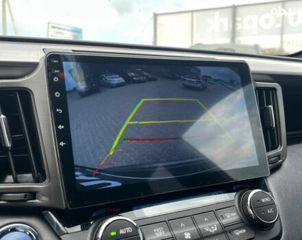 Тойота РАВ 4 2017 в Львове на Automoto.ua Серый Тойота РАВ 4, объемом двигателя 2.5 л и пробегом 143 тыс. км за 23990 $, фото 24 на Automoto.ua