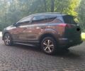 Сірий Тойота РАВ 4, об'ємом двигуна 2 л та пробігом 175 тис. км за 22500 $, фото 4 на Automoto.ua
