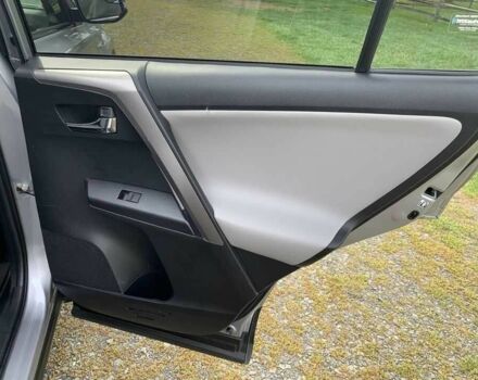 Тойота РАВ 4 2017 в Львове на Automoto.ua Серый Тойота РАВ 4, объемом двигателя 2.5 л и пробегом 60 тыс. км за 6900 $, фото 13 на Automoto.ua