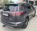 Сірий Тойота РАВ 4, об'ємом двигуна 2.2 л та пробігом 180 тис. км за 22200 $, фото 3 на Automoto.ua