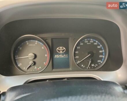 Сірий Тойота РАВ 4, об'ємом двигуна 2.23 л та пробігом 156 тис. км за 19650 $, фото 8 на Automoto.ua