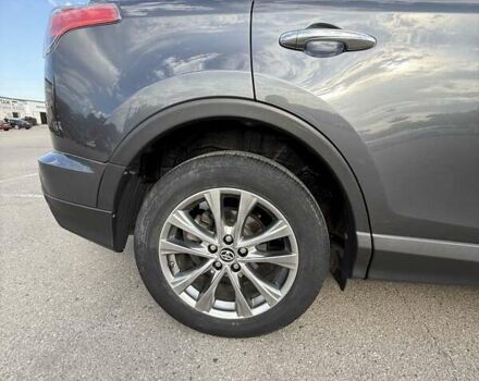 Тойота РАВ 4 2017 в Харькове на Automoto.ua Серый Тойота РАВ 4, объемом двигателя 2.49 л и пробегом 118 тыс. км за 22000 $, фото 5 на Automoto.ua