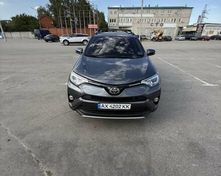 Тойота РАВ 4 2017 в Харькове на Automoto.ua Серый Тойота РАВ 4, объемом двигателя 2.49 л и пробегом 118 тыс. км за 22000 $, фото 6 на Automoto.ua