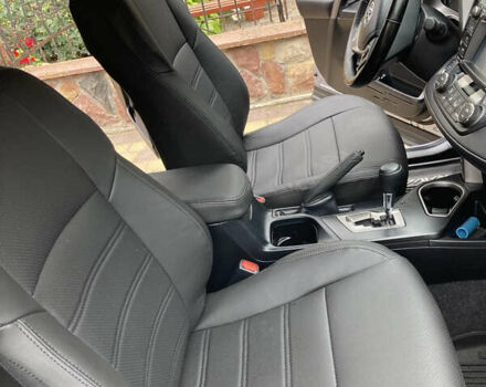 Серый Тойота РАВ 4, объемом двигателя 2.49 л и пробегом 60 тыс. км за 21500 $, фото 2 на Automoto.ua