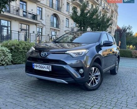 Тойота РАВ 4 2017 в Одессе на Automoto.ua Серый Тойота РАВ 4, объемом двигателя 2.49 л и пробегом 176 тыс. км за 21800 $, фото 11 на Automoto.ua
