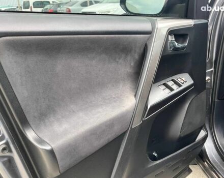 Тойота РАВ 4 2017 в Львове на Automoto.ua Серый Тойота РАВ 4, объемом двигателя 2.5 л и пробегом 143 тыс. км за 23990 $, фото 19 на Automoto.ua