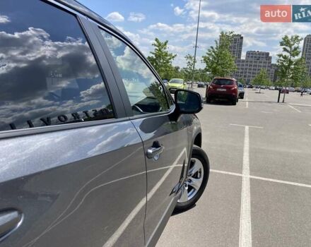 Серый Тойота РАВ 4, объемом двигателя 1.99 л и пробегом 102 тыс. км за 27500 $, фото 9 на Automoto.ua