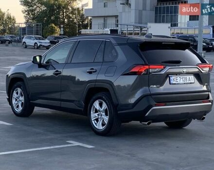 Сірий Тойота РАВ 4, об'ємом двигуна 1.99 л та пробігом 95 тис. км за 28400 $, фото 4 на Automoto.ua