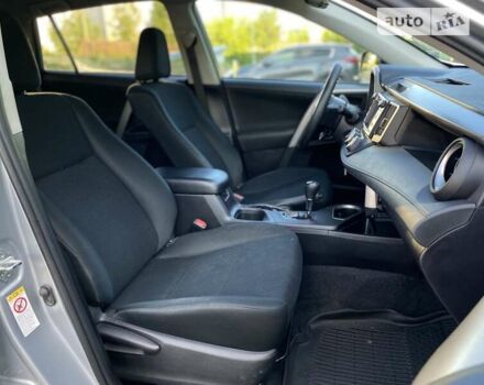 Сірий Тойота РАВ 4, об'ємом двигуна 2.49 л та пробігом 118 тис. км за 17800 $, фото 32 на Automoto.ua