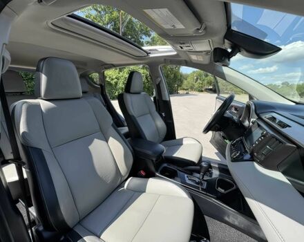 Сірий Тойота РАВ 4, об'ємом двигуна 2.5 л та пробігом 42 тис. км за 9000 $, фото 4 на Automoto.ua