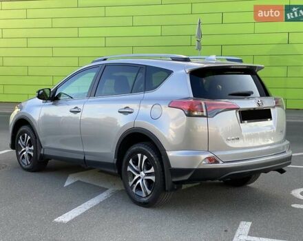 Сірий Тойота РАВ 4, об'ємом двигуна 2.49 л та пробігом 118 тис. км за 17800 $, фото 13 на Automoto.ua