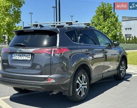 Сірий Тойота РАВ 4, об'ємом двигуна 2.49 л та пробігом 48 тис. км за 18300 $, фото 8 на Automoto.ua