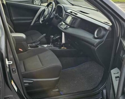 Серый Тойота РАВ 4, объемом двигателя 2.49 л и пробегом 122 тыс. км за 20800 $, фото 9 на Automoto.ua