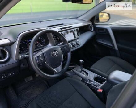 Сірий Тойота РАВ 4, об'ємом двигуна 2.49 л та пробігом 118 тис. км за 17800 $, фото 19 на Automoto.ua