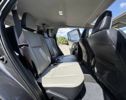 Сірий Тойота РАВ 4, об'ємом двигуна 2.5 л та пробігом 42 тис. км за 9000 $, фото 8 на Automoto.ua