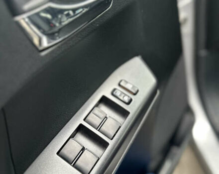 Серый Тойота РАВ 4, объемом двигателя 2.49 л и пробегом 127 тыс. км за 24950 $, фото 11 на Automoto.ua