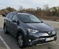 Серый Тойота РАВ 4, объемом двигателя 2.49 л и пробегом 122 тыс. км за 20800 $, фото 2 на Automoto.ua