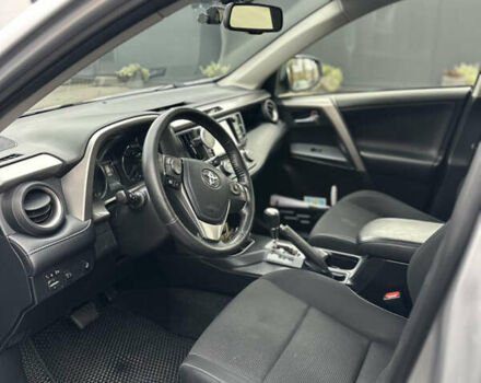 Серый Тойота РАВ 4, объемом двигателя 2.49 л и пробегом 127 тыс. км за 24950 $, фото 10 на Automoto.ua