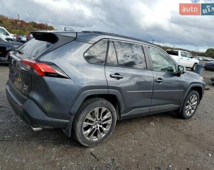 Серый Тойота РАВ 4, объемом двигателя 2.49 л и пробегом 161 тыс. км за 8300 $, фото 2 на Automoto.ua