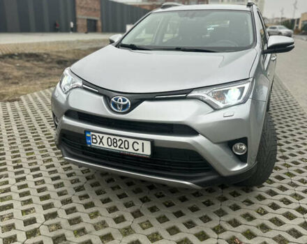 Серый Тойота РАВ 4, объемом двигателя 2.49 л и пробегом 127 тыс. км за 24950 $, фото 2 на Automoto.ua